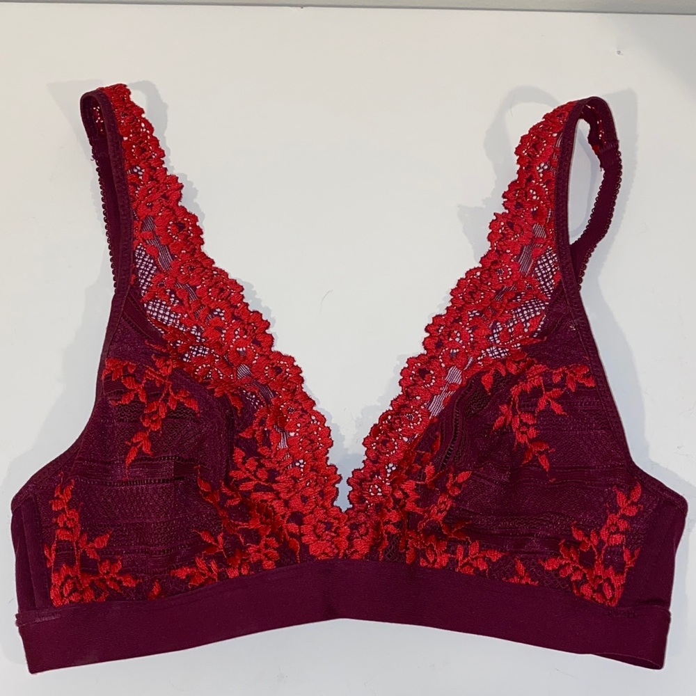 Wacoal Embrace Lace Wire Free Bralette - Plum & Fuscia